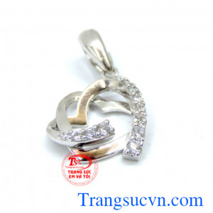 Mặt dây nữ vàng trắng trái tim 18k