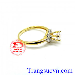 Nhẫn nữ kiểu cách mới lạ. Nhẫn nữ đá quý korea vàng 10k