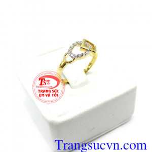 Nhẫn nữ đeo hợp thời trang. Nhẫn nữ vàng tây korea