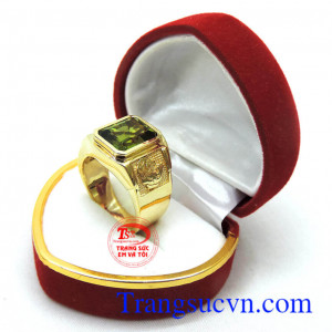 Nhẫn nam peridot may mắn