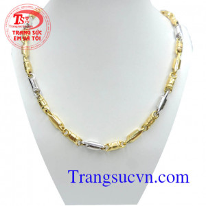 Dây chuyền nam tính vàng tây sang trọng 10k được thiết kế theo kiểu dáng nhiều mẫu dựa theo yêu cầu của khách hàng, dây chuyền nam mang lai vẻ nam tính bản lĩnh của người đeo