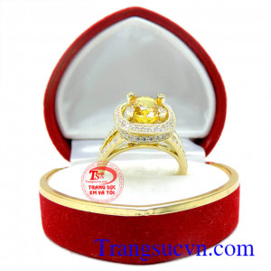 Nhẫn vàng 18k sang trọng. Nhẫn nữ xoắn ốc sapphire vàng 18k