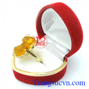 Nhẫn nữ tỳ hưu nhỏ xinh cho nữ giới. Nhẫn nữ tỳ hưu vàng xinh