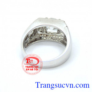 Sản phẩm nhẫn nam vàng tây được khách hàng bình chọn nhiều năm