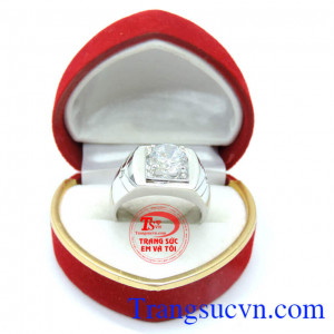 Nhẫn vàng trắng kiểu dáng cá tính