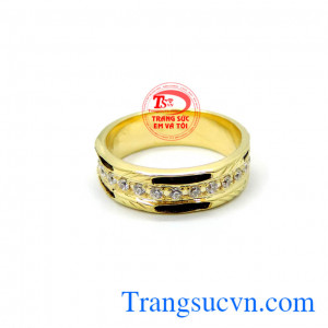 Nhẫn vàng tây kiểu cách với chất liệu vàng 14k.