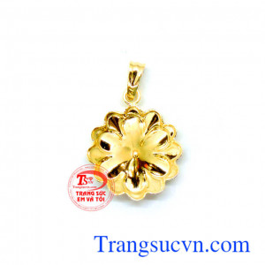 Mặt hoa tình yêu 18k bảo hành 12 tháng.