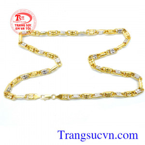 Dây chuyền thể hiện được sự mạnh mẽ, phong cách và bản lĩnh của phái mạnh