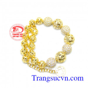Sản phẩm lắc tay vàng tây 10k kiểu dáng đẹp. Lắc tay nữ hạt tròn nữ tính