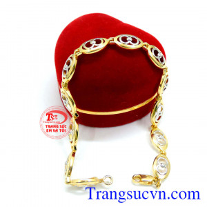 Kiểu dáng sang trọng hiện đại mang lại cá tính cho chủ nhân. Lắc nữ vàng 10k kiểu dáng đẹp