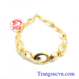 Đeo hợp thời trang, là món quà ý nghĩa trong các dịp, sinh nhật, kỷ niệm. Lắc nữ vàng 10k + vàng trắng