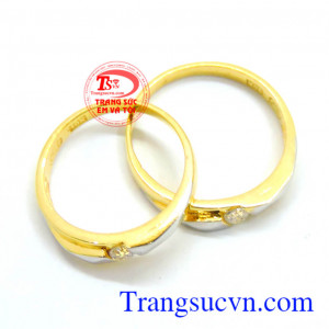 Cặp nhẫn cưới vàng hạnh phúc