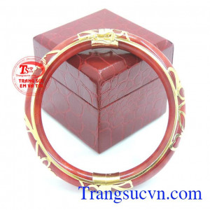 Ngọc cẩm thạch bọc vàng. Vòng bọc vàng 10k ngọc đỏ mận