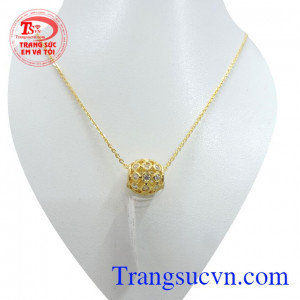 Bộ trang sức dây chuyền 10k, bộ trang sức nữ 10k đẹp tinh tế đảm bảo chất lượng dành cho phái đẹp, dây chuyền vàng 10k, mặt dây vàng 10k sản xuất.