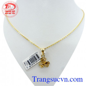 Bộ Sản phẩm Mặt dây vàng nữ dây chuyền đẹp phù hợp mọi lứa tuổi, hợp thời trang và dịu dàng, đằm thắm dễ kết hợp với trang phục.