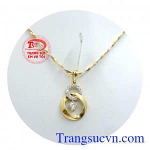 Sản phẩm bộ dây chuyền nữ vàng, bán bộ trang sức vàng tây 10k đính đá giá tốt với kiểu dáng sản phẩm trẻ trung,hợp với nhiều trang phục của phái nữ.