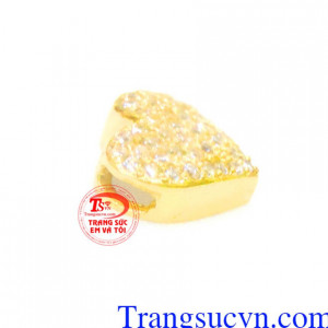 Mặt dây trái tim đính đá kết đẹp yêu thương.