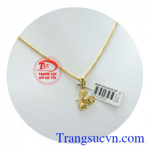 Dây chuyền bộ mặt tuổi dần được chế tác sắc nét, đẹp mắt, phù hợp với những người tuổi Dần.