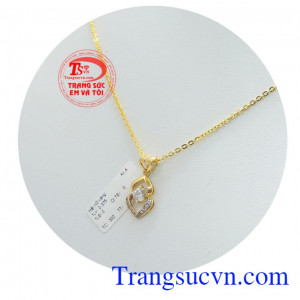 Mặt dây đính đá quý bộ sản phẩm vàng 10k, bộ trang sức hoa may mắn hợp thời trang,hạnh phúc,vàng dây chuyên,mặt dây đảm bảo chất lượng vàng, uy tín.