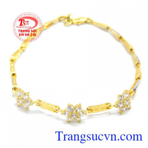 Nữ trang sức 10k lắc tay thiết kế hình ngôi sao may mắn nhiều điều tốt lành. 