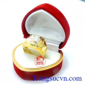 Nhẫn nam vàng đeo hợp thời trang, chất lượng vàng đảm đeo bền đẹp sáng bóng