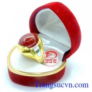 Nhẫn nam đá đỏ vàng tây