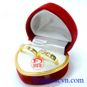 Nhẫn cưới vàng trái tim đẹp