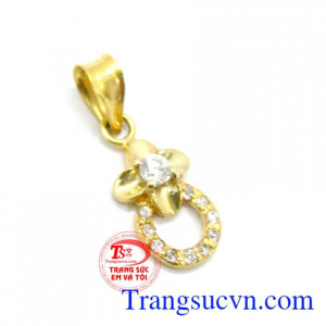 Mặt nữ vàng tây 10k hoa đẹp đeo hợp thời trang.