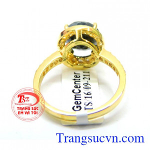 Sapphire luôn là sự lựa chon hàng đầu của bạn. Nhẫn nữ vàng đá sapphire đẹp