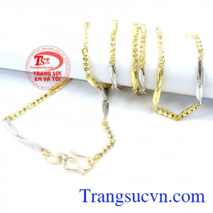 Dây chuyền nữ