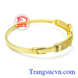 Sản phẩm chất lượng đảm bảo giá thành giá thành hợp lý. Vòng tay nữ vàng 10k nữ tính