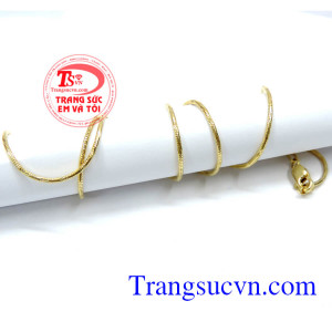 Dây chuyền vàng làm quà tặng cho người phụ nữ vào các ngày lễ