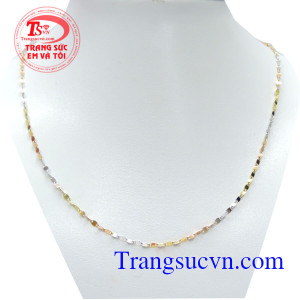 Dây chuyền vàng 18k dạng mảnh đẹp đảm bảo chất lượng