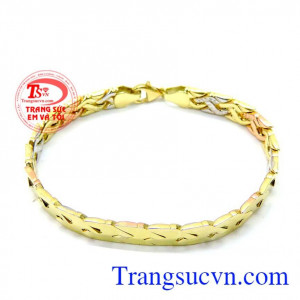 Lắc tay nữ vàng kiểu dáng sang trọng là lắc tay dành cho nữ sản phẩm đảm bảo chất lượng vàng. 