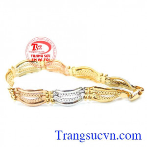 Lắc tay nữ vàng thời trang là lắc tay vàng đảm bảo chất lượng vàng. 