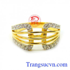 Nhẫn vàng tây 10k đẹp, thương hiệu trang sức uy tín. Nhẫn nữ vàng 10k hạnh phúc