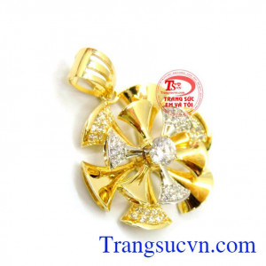 Mặt dây nữ korea bông hoa may mắn, mặt dây vàng đẹp, đeo hợp thời trang.