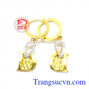 Hoa tai vàng tây chữ D vàng 10k