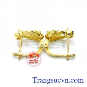 Bán hàng trên toàn quốc,giao hàng tận nơi. Đôi hoa tai nữ vàng 10k tinh tế