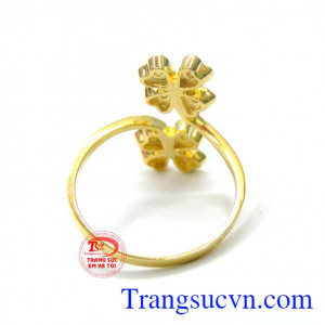 Chất lượng vàng được đảm bảo uy tín. Nhẫn nữ vàng đôi hoa xành điệu