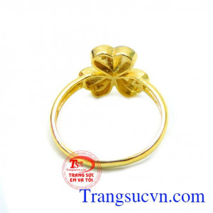 Thiết kế nhẫn nữ theo yêu cầu. Nhẫn nữ bông hoa 3 cánh hạnh phúc