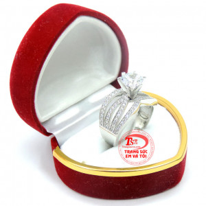 Nhẫn nữ đẹp sang trọng,nhẫn nữ nhập khẩu. Nhẫn nữ vàng trắng 10k đá 7 ly