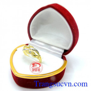 Nhẫn nữ vàng thời trang quý phái với kiểu nhẫn nữ đẹp, giá chuẩn. 