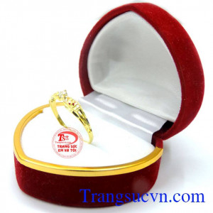 Nhẫn nữ vàng tây ngọt ngào vàng tây chất lượng vàng đảm bảo.