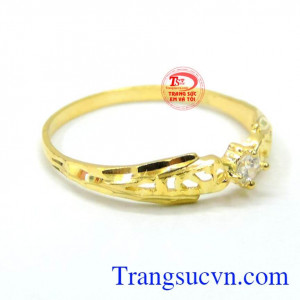 Nhẫn nữ món quà ý nghĩa dành cho phái đẹp. Nhẫn nữ vàng tây ngọt ngào