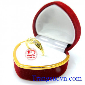 Nhẫn nữ vàng quà tặng xinh xắn là nhẫn tặng bạn gái,người yêu. 