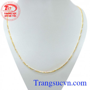 Dây chuyền vàng nữ tính giá rẻ là sản phẩm ý nghĩa nhất dành tặng phái đẹp trong những ngày lễ lớn mang lại vẻ đẹp trẻ trung sang trọng cho phái nữ 