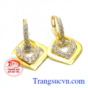 Hoa tai kiểu lá quý phái hoa tai vàng 10k cao quý, hoa tai đẹp, chất lượng đảm bảo, hoa tai vàng tây chế tác tinh xảo. 