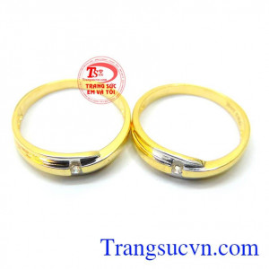 Nhẫn cưới tình yêu bền chặt