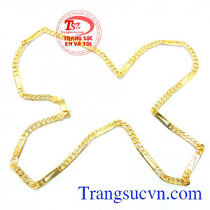 Công ty trang sức em và tôi chuyên cung cấp dây chuyền nam thiết kế đơn giản sang trọng, mang lại phong thái tài tử, phóng khoáng cho nam giới, dây chuyền vàng tây 10k giao hàng toàn quốc